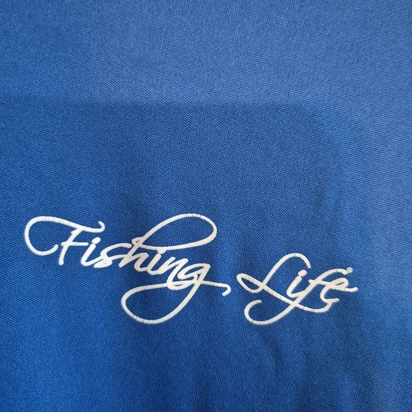 Vibrant Blue Short Sleeve Tee with Crew Neck Whit UPF 50+ Sun Protection - Picture 2 of 4